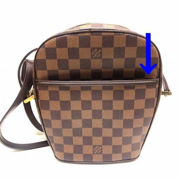 LOUIS VUITTON/ルイヴィトン ショルダーバッグ イパネマ PM N51294 ダミエ・エベヌ シリアルの場所(引きの画像)