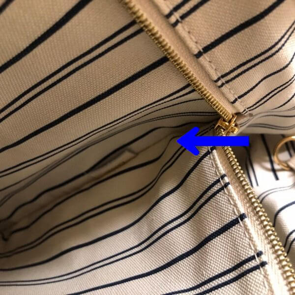 LOUIS VUITTON/ルイヴィトン ショルダートート アーツィーMM M93449 モノグラム シリアルの場所(寄りの画像)