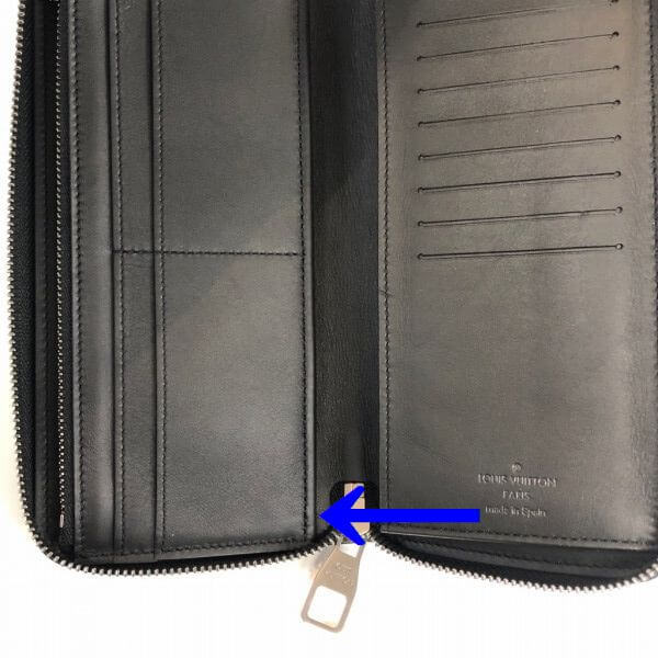 LOUIS VUITTON/ルイヴィトン ラウンドファスナー 財布 ジッピーウォレット ヴェルテイカル N63548 ダミエ アンフィニ シリアルの場所(引きの画像)