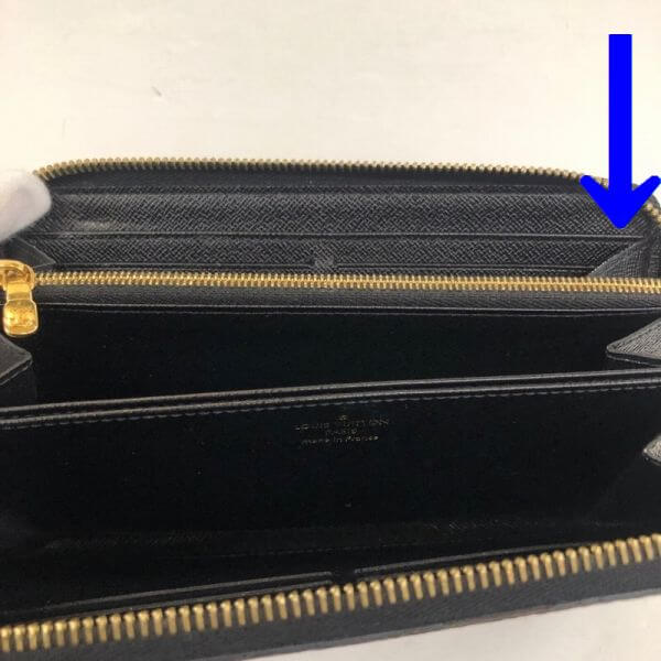 LOUIS VUITTON/ルイヴィトン ラウンドファスナー 財布 ジュピーウォレット M67258 モノグラム シリアルの場所(引きの画像)