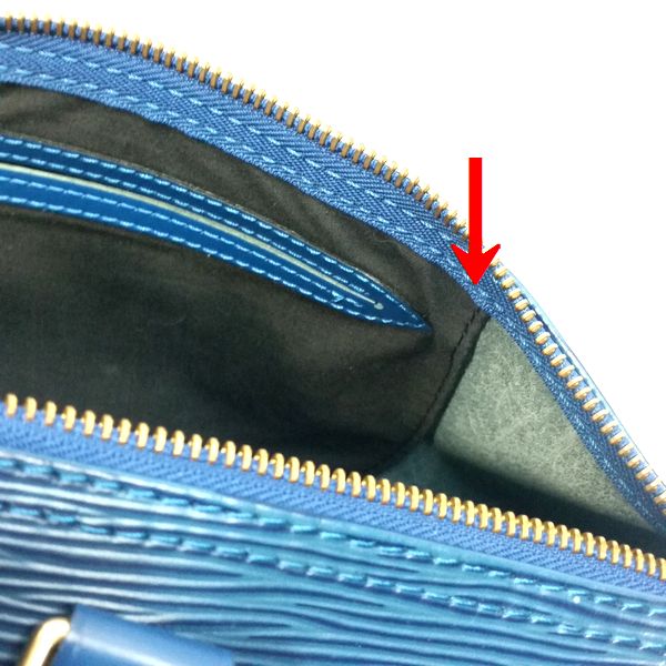 LOUIS VUITTON/ルイヴィトン ハンドバッグ スピーディ 30 M43005 エピ シリアルの場所(引きの画像)