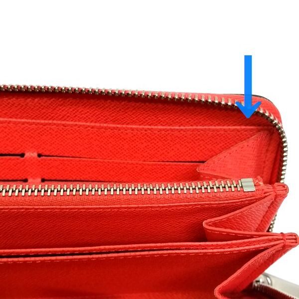 LOUIS VUITTON/ルイヴィトン ラウンドファスナー 財布 ジッピーウォレット M61548 エピ シリアルの場所(引きの画像)