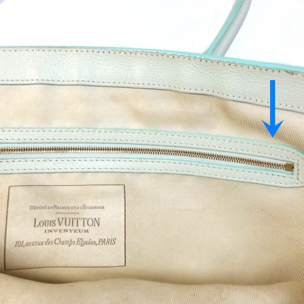 LOUIS VUITTON/ルイヴィトン ショルダートート モノグラム サビア カバ GM M93498 モノグラム サビア シリアルの場所(引きの画像)